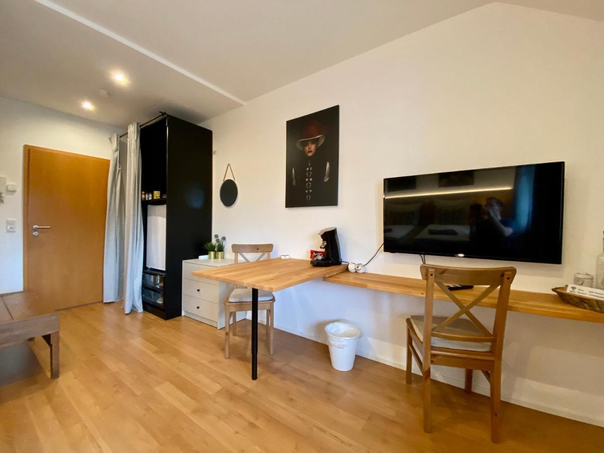 Komfortables Doppelzimmer In Kehl Goldscheuer - 1A Guesthouse מראה חיצוני תמונה